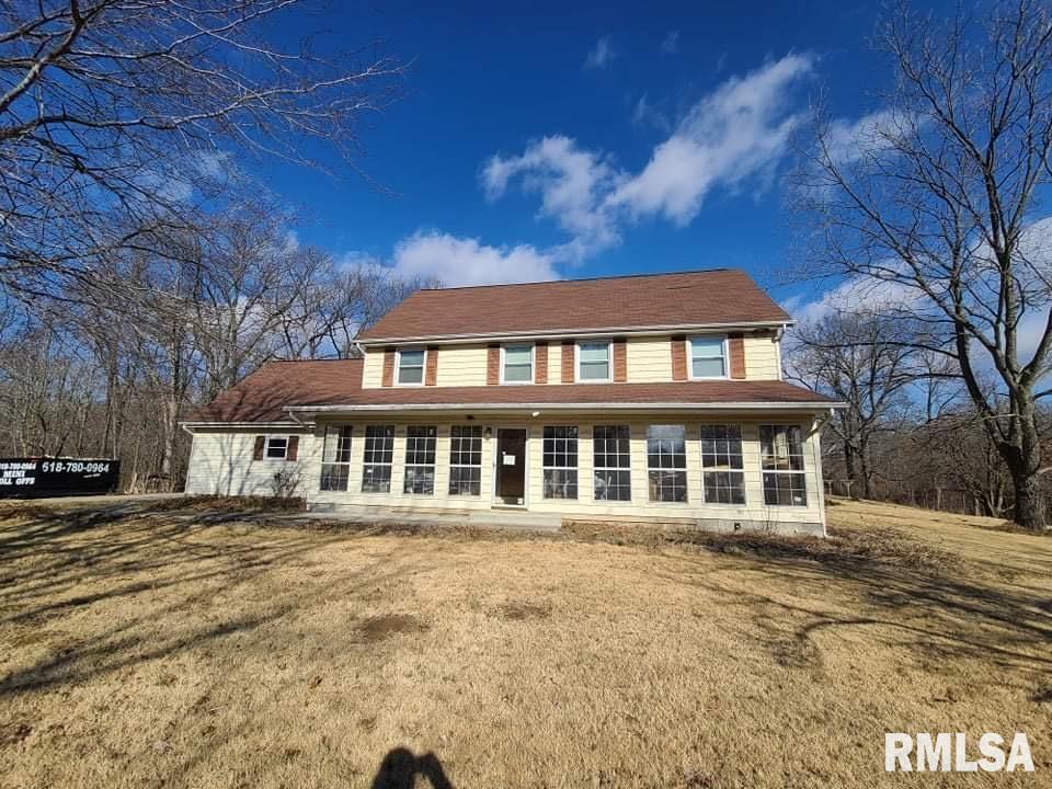 1125 Ferrydale Road, Odin, IL 62870