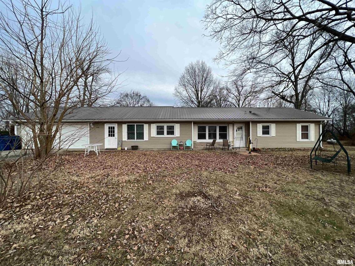 1131 Church Rd., Xenia, IL 62899