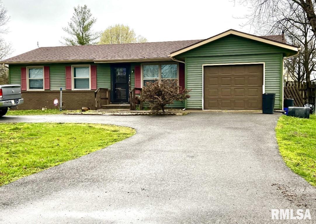 608 4th St., Freeman Spur, IL 62841