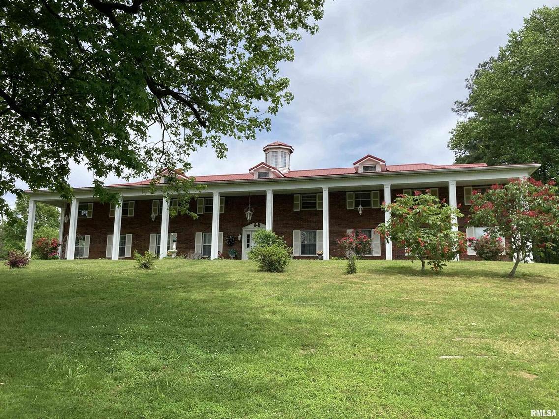 521 N Broadway St., Goreville, IL 62939