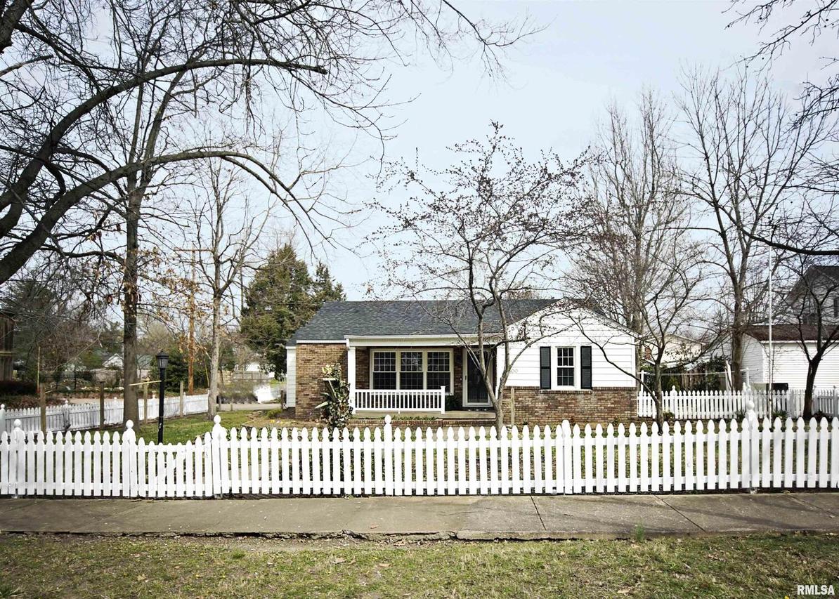 300 Allen St., Marion, IL 62959