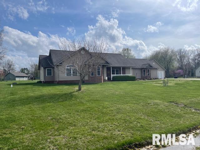 1604 Saddlebrook Ln., Herrin, IL 62948
