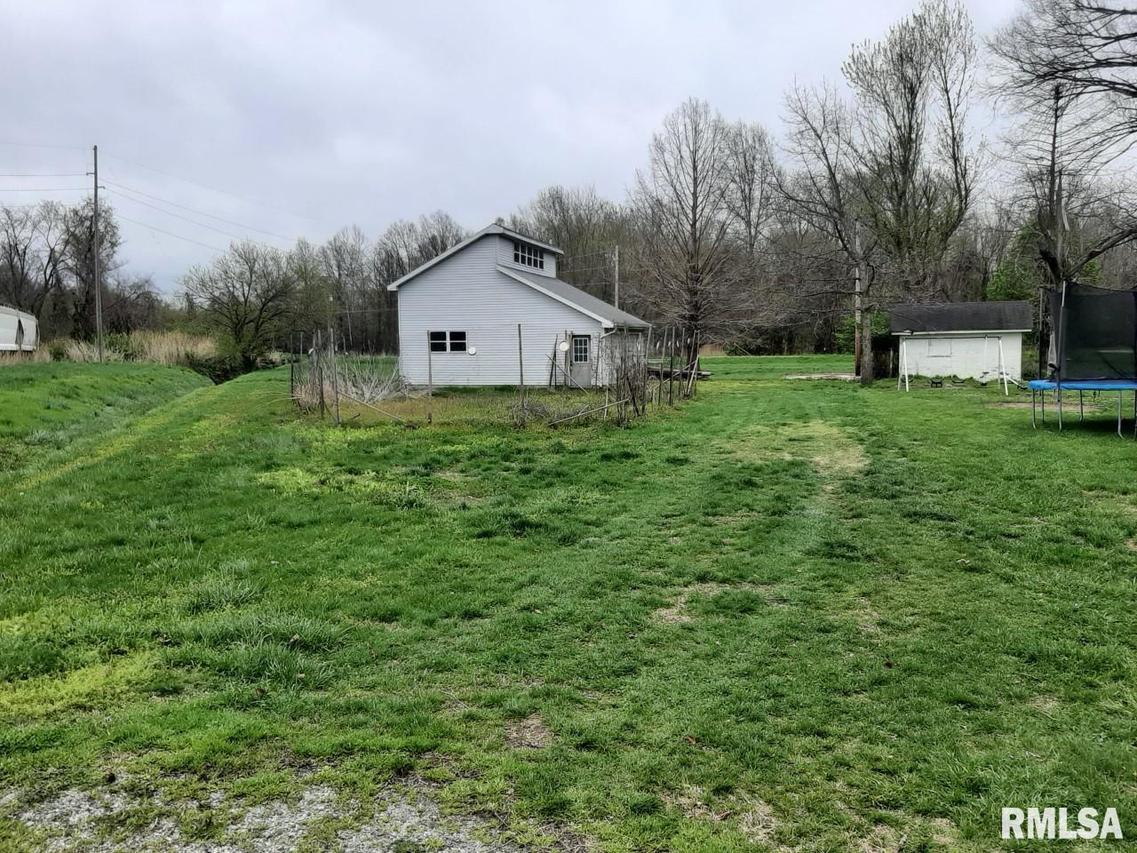 400 S 8th St., Herrin, IL 62948