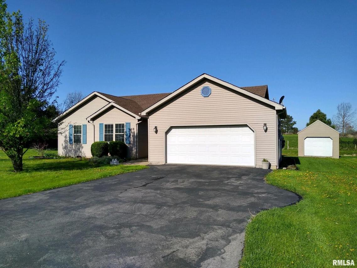 104 Sidney Ln., Goreville, IL 62939