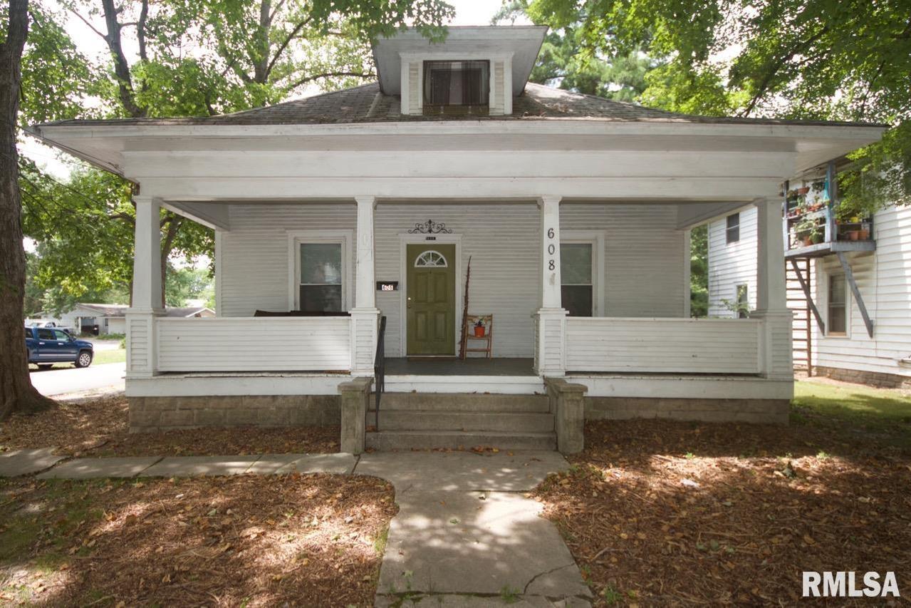 608 S Forest Ave., Carbondale, IL 62901