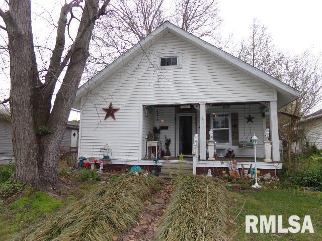 305 W Lincoln St., Harrisburg, IL 62946