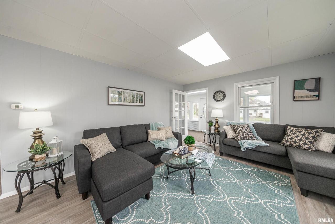 1420 E Main St., Benton, IL