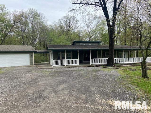 12244 Wyatt Ln., Benton, IL 62812