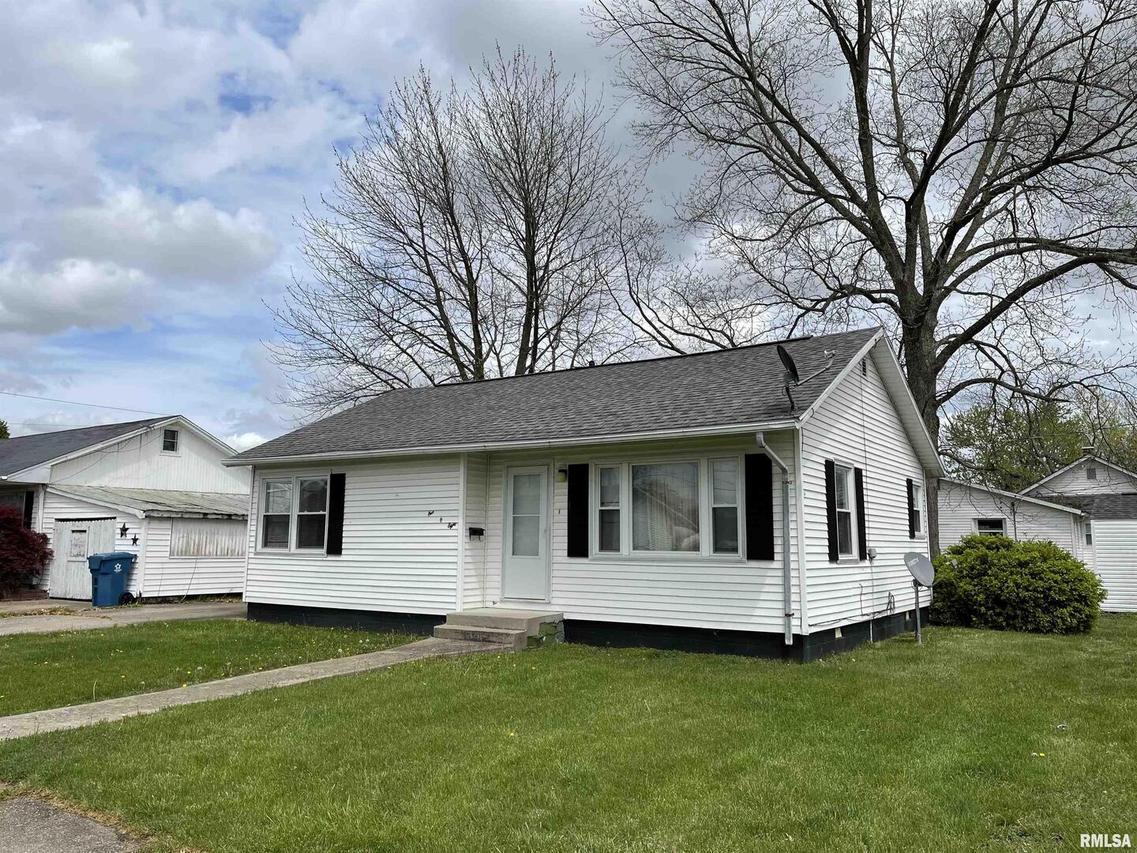 108 Lexington Ave., Carmi, IL 62821