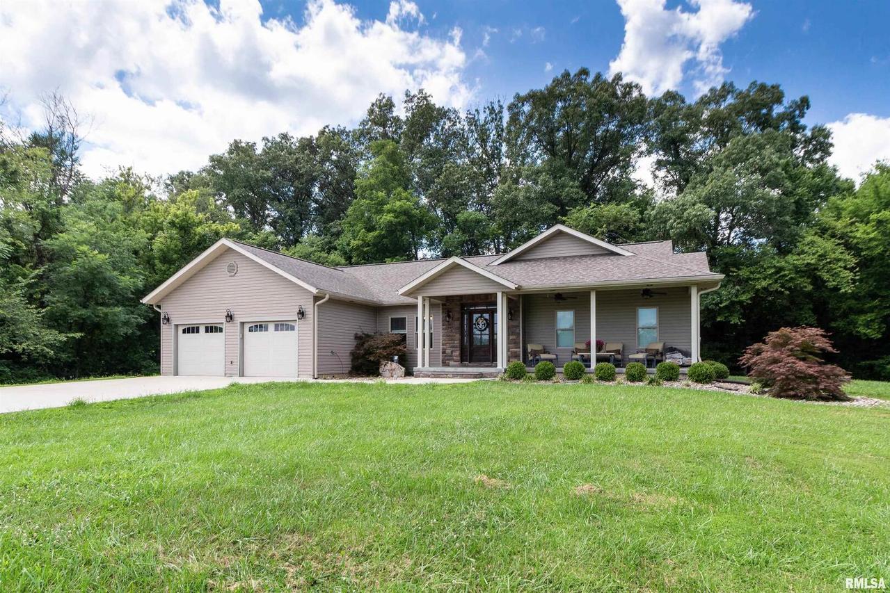 9784 Knight Ln., Marion, IL 62959