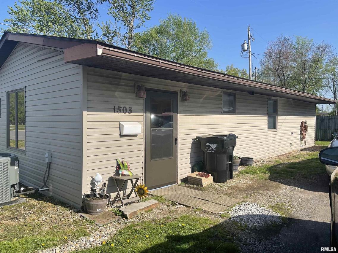 1503 E Parham St., Marion, IL 62959