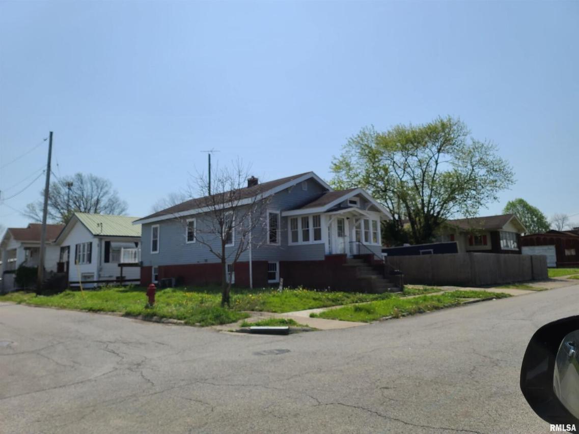 516 N Jackson St., Harrisburg, IL 62946