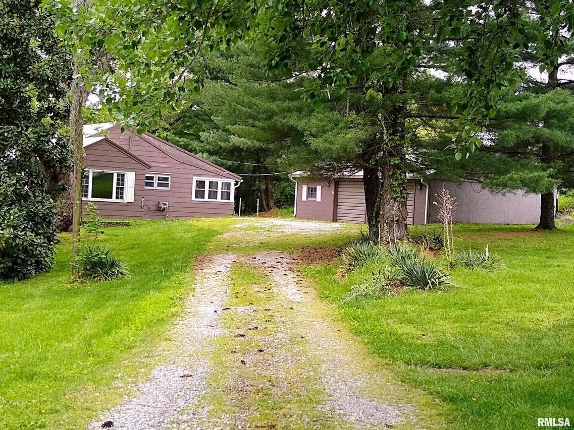 6381 Ryan Mill Ln., Grantsburg, IL 62943