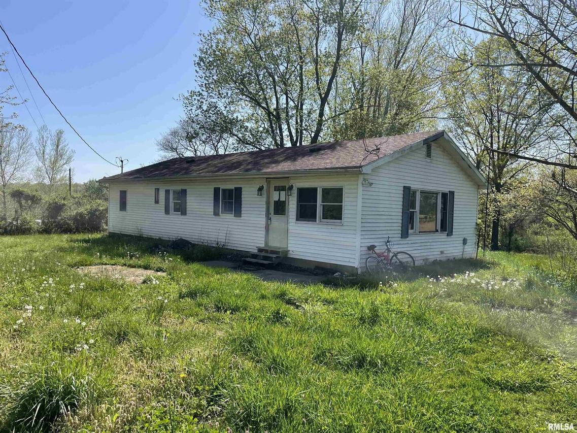 5001 Arnoldview Ln., Creal Springs, IL 62922