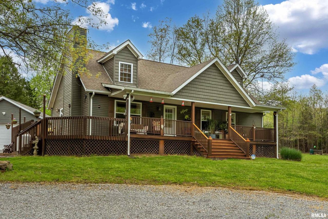 135 Horn Ln., Creal Springs, IL 62922