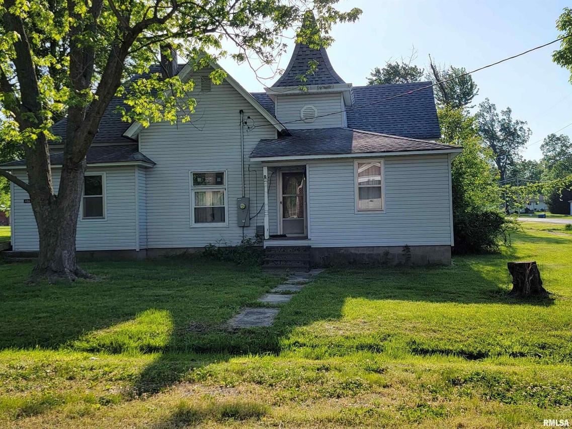 406 S Poplar St., Cambria, IL 62915