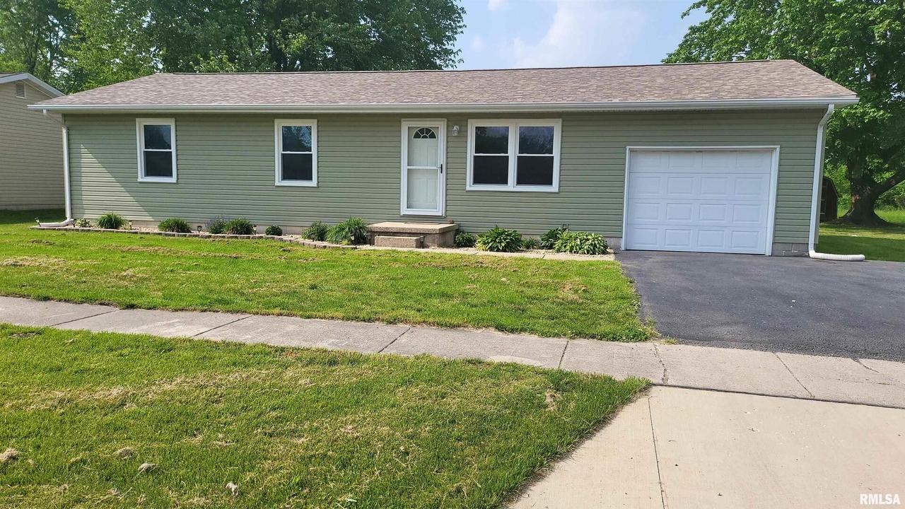 41 Edgebrook Ln., Centralia, IL 62801