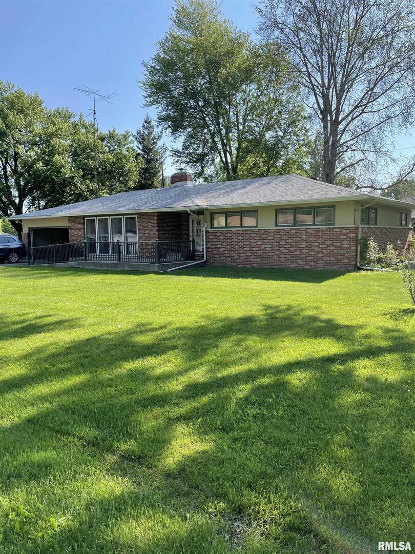 9 Bel Air Dr., Centralia, IL 62801