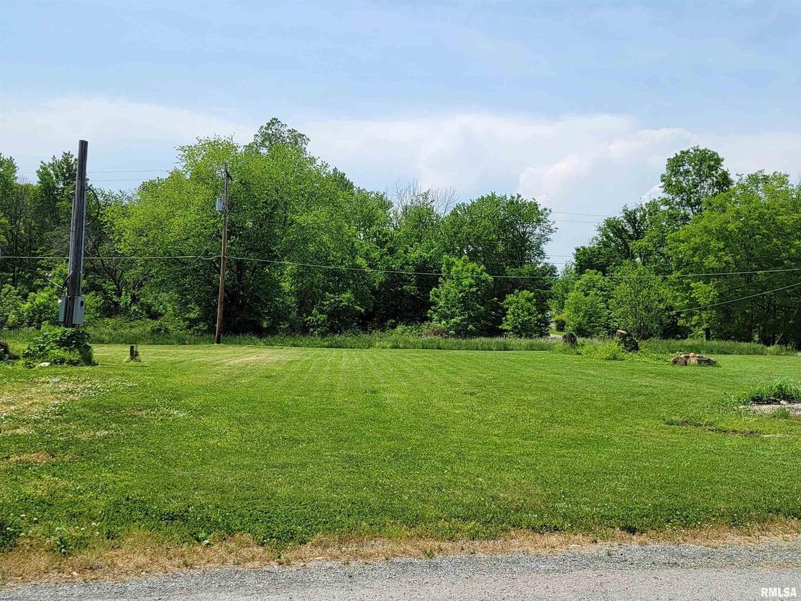 000 Madison St., Colp, IL 62915