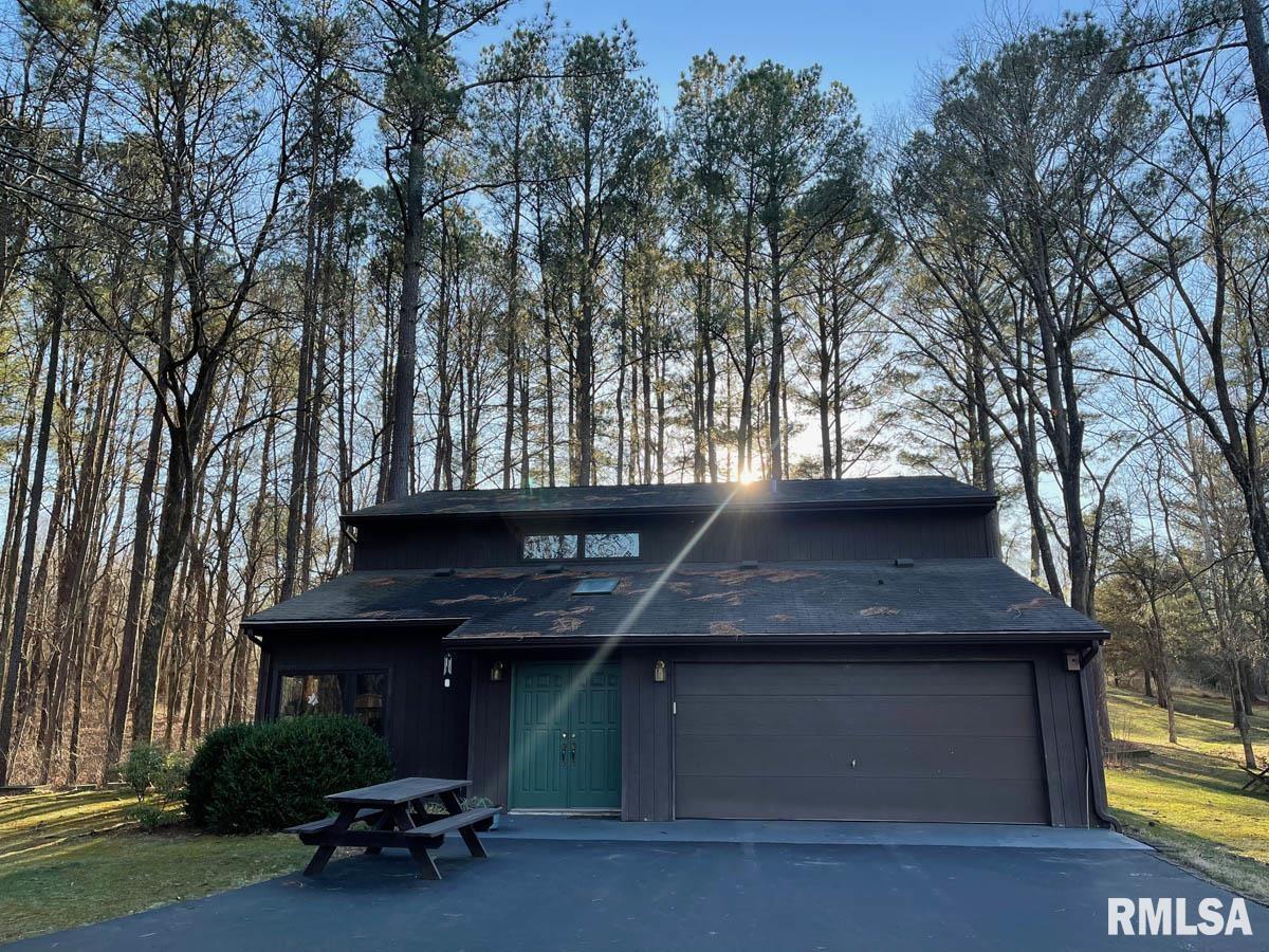 121 Pump House Rd., Murphysboro, IL 62966