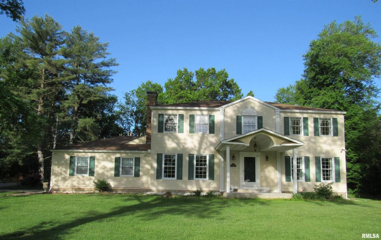 6211 Country Club Rd., Murphysboro, IL 62966