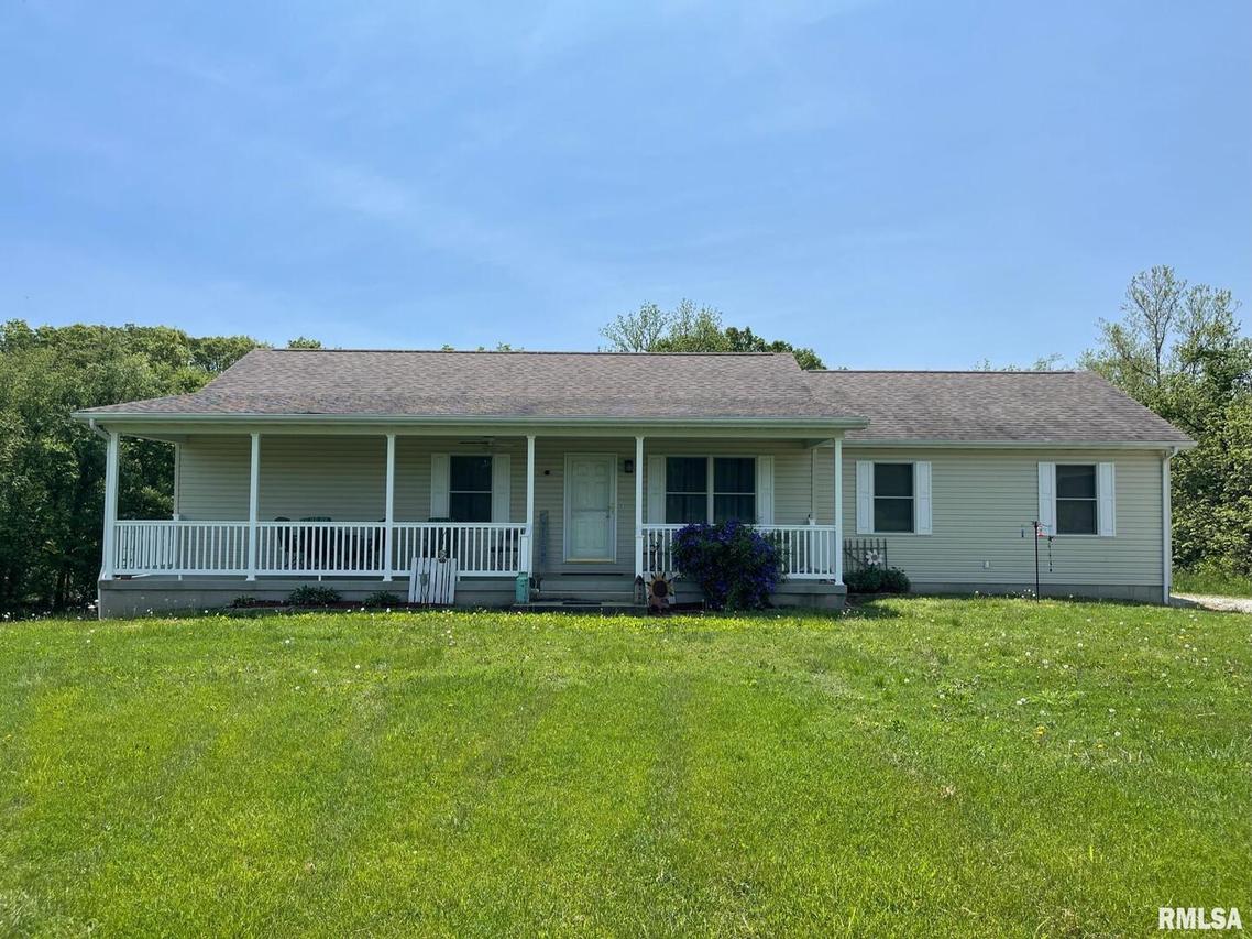 4604 England Rd., Salem, IL 62881