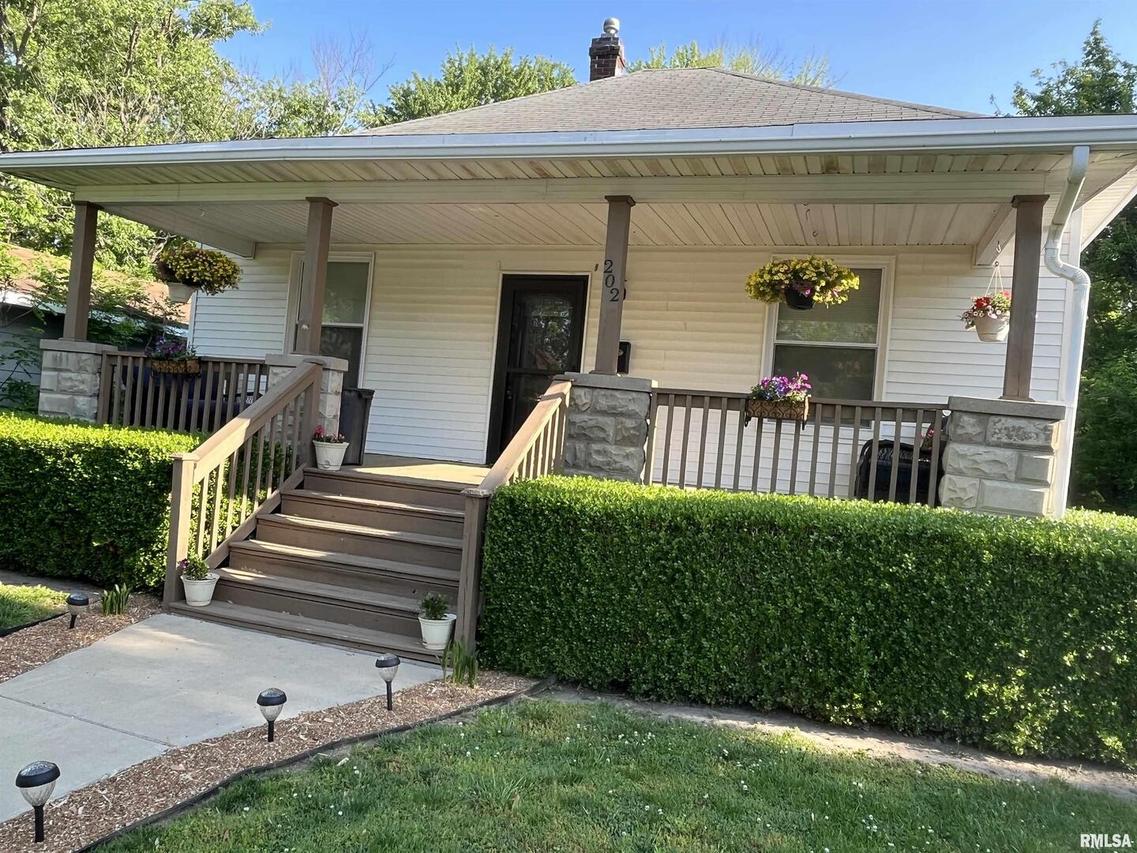 202 W Warmouth St., Salem, IL 62881