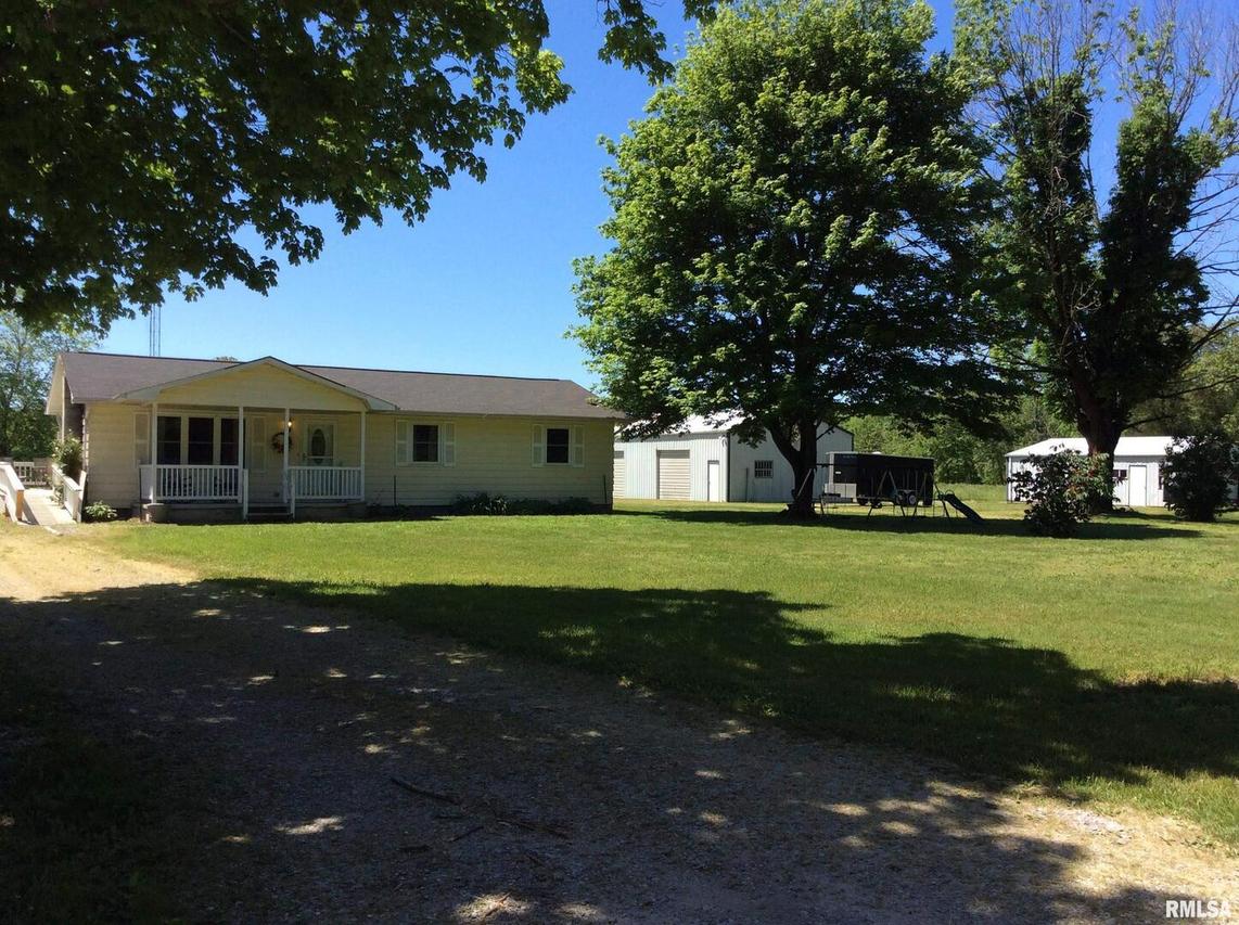 14707 E Rosewood Rd., Texico, IL 62889