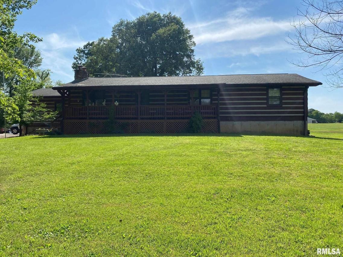 1073 Country Club Rd., Metropolis, IL 62960