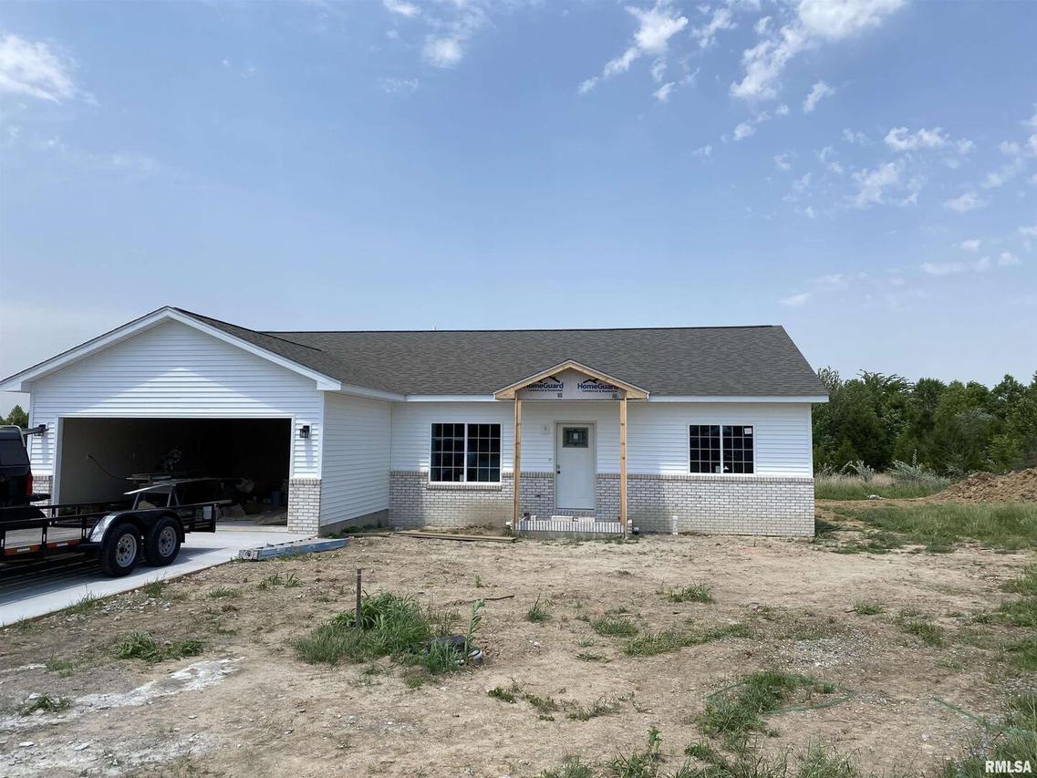 699 Savannah Ave., Herrin, IL 62948