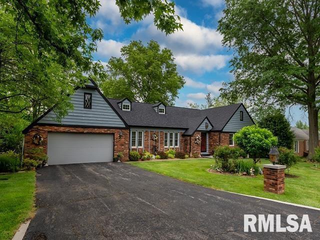 3004 W Woodlawn Pl., Marion, IL 62959