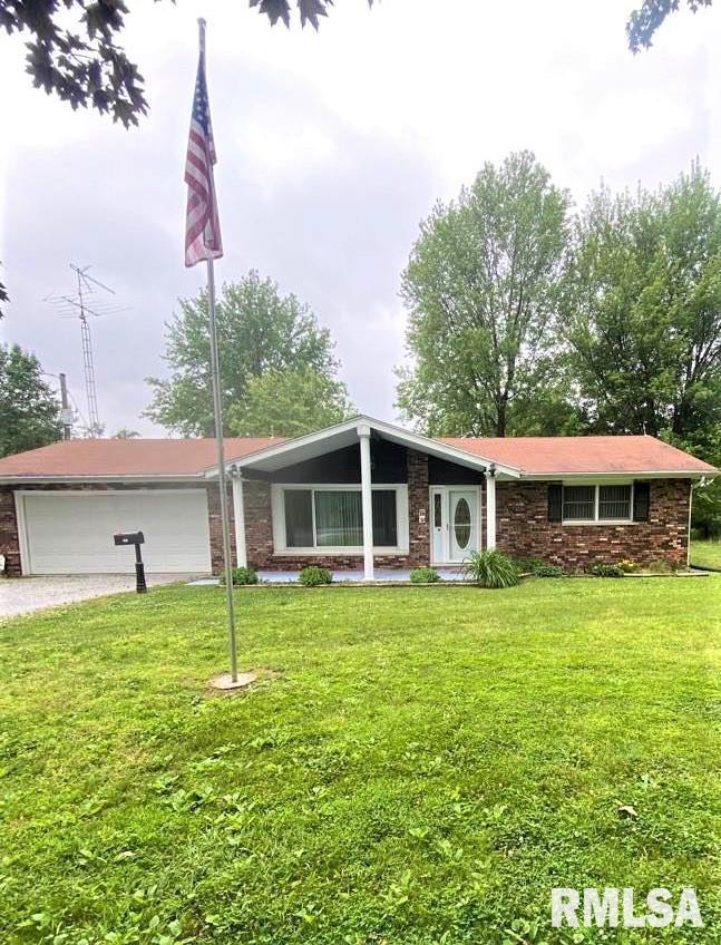 2071 S Thompsonville Rd., Thompsonville, IL 62890