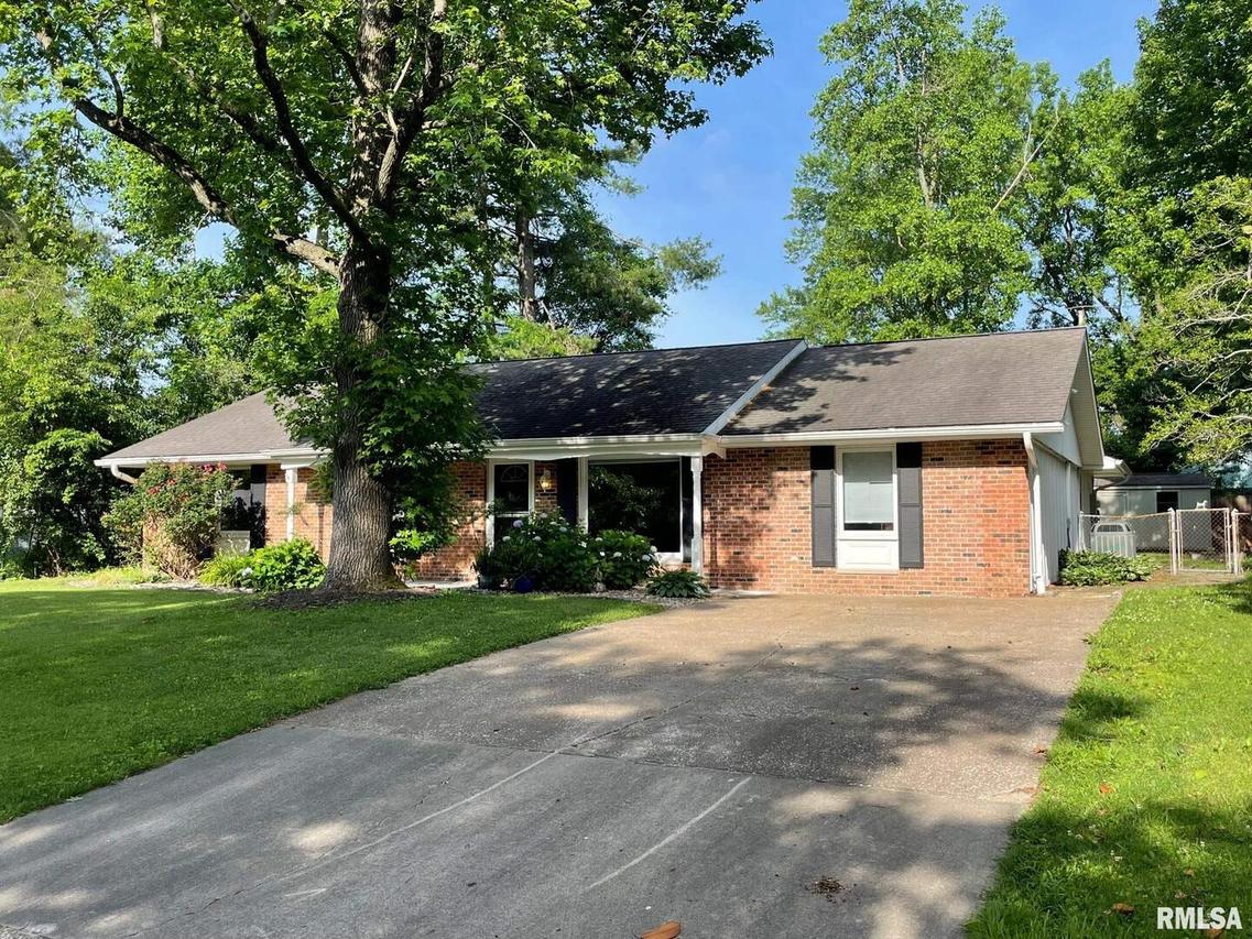 104 N Rod Ln., Carbondale, IL 62901