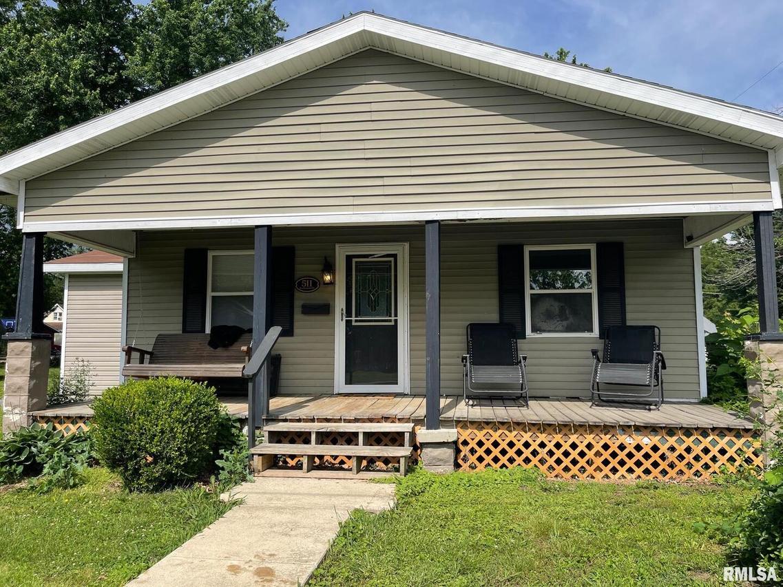 511 N Buchanan St., Benton, IL 62812
