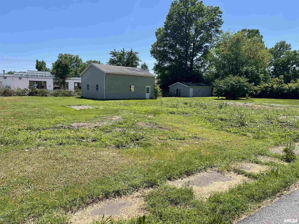 1709 W Dewey St., Marion, IL 62959