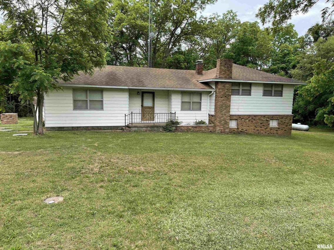 12191 E Dix-texico Rd., Texico, IL 62889