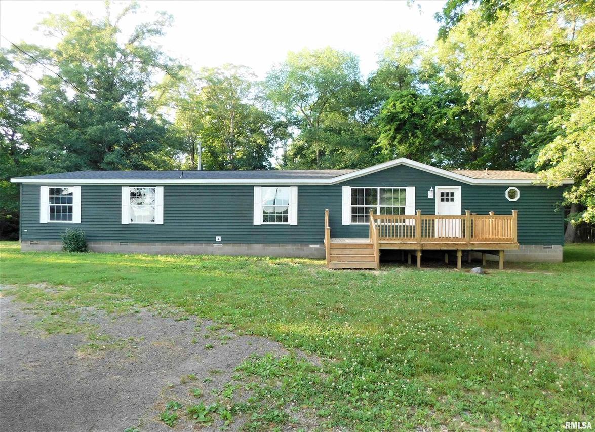 19188 E Divide Rd., Bluford, IL 62814