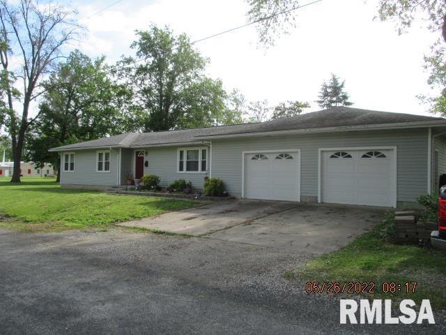 1001 S Sycamore St., Centralia, IL 62801