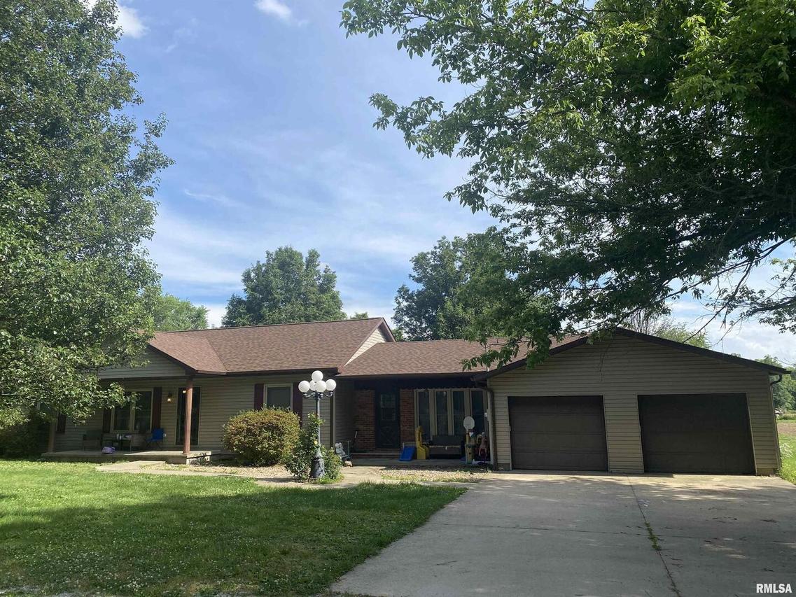 1074 Bethel Rd., Sandoval, IL 62882