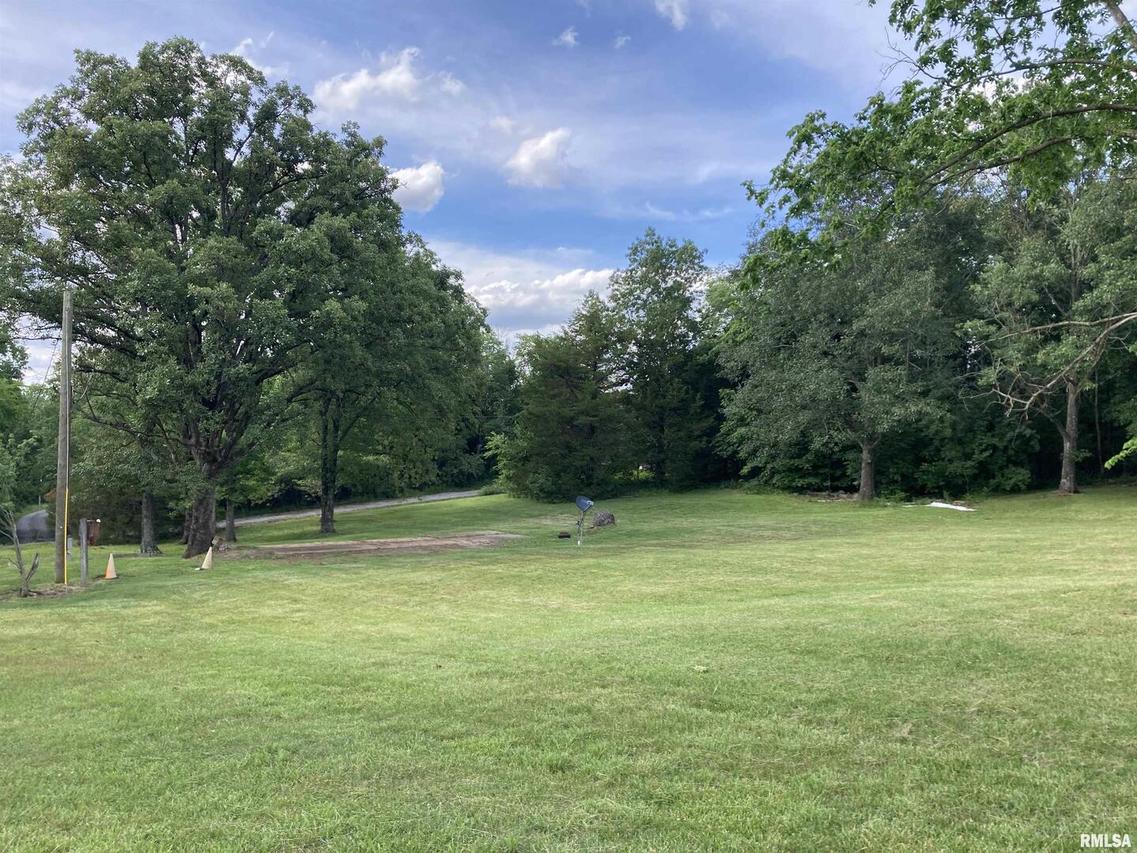 410 Cherokee Dr., Goreville, IL 62939