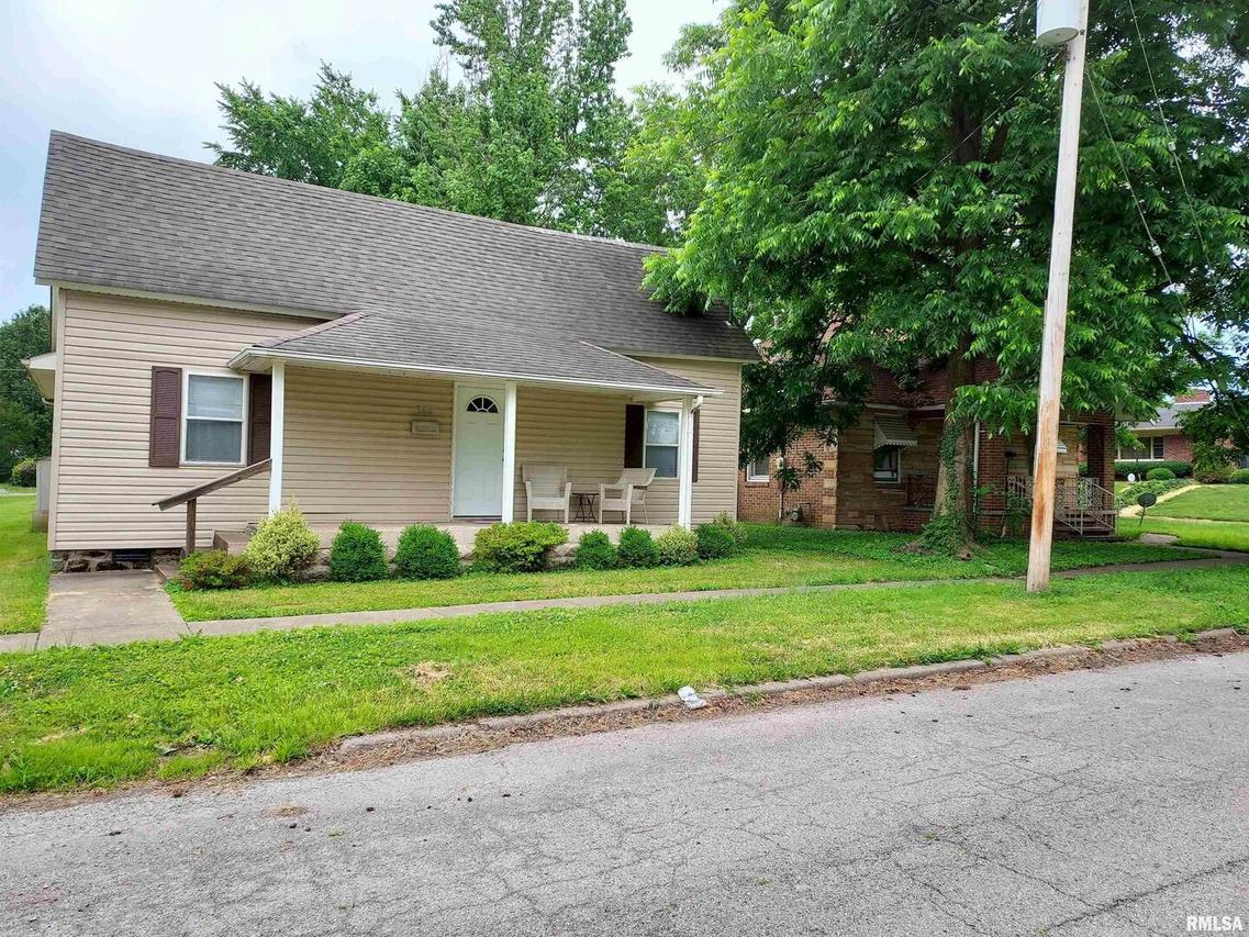 304 N 19th St., Herrin, IL 62948