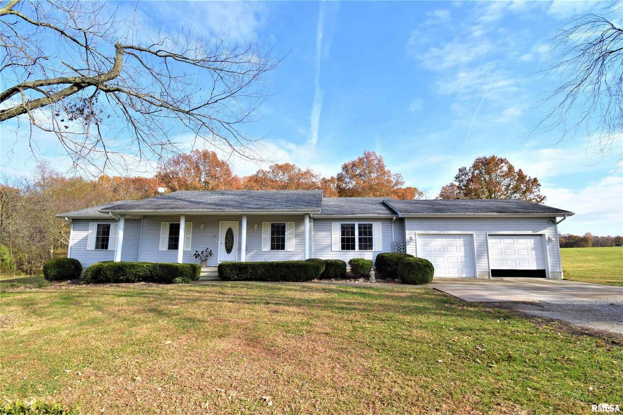 15752 N Campground Ln., Mt Vernon, IL 62864