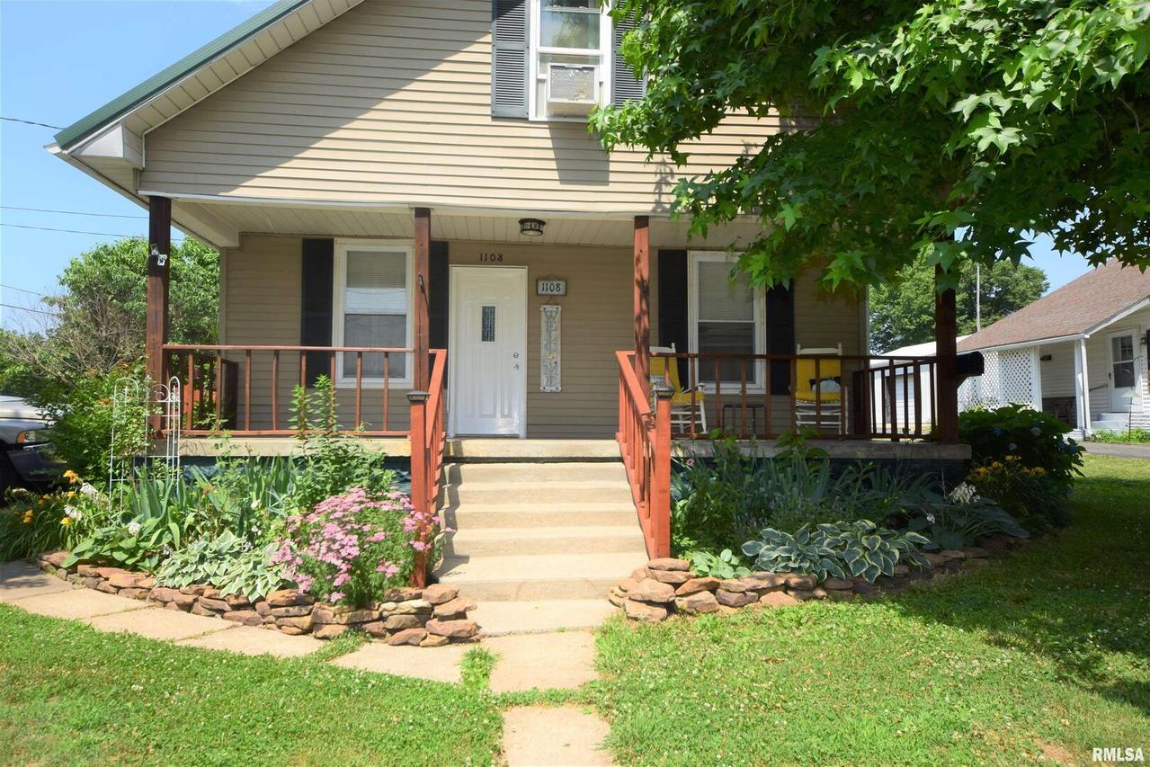 1108 Trout St., Johnston City, IL 62951