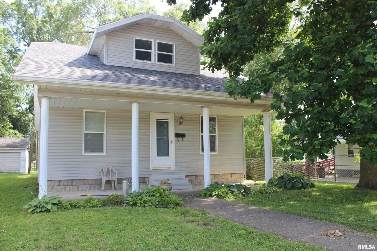 515 E Oglesby St., Salem, IL 62881