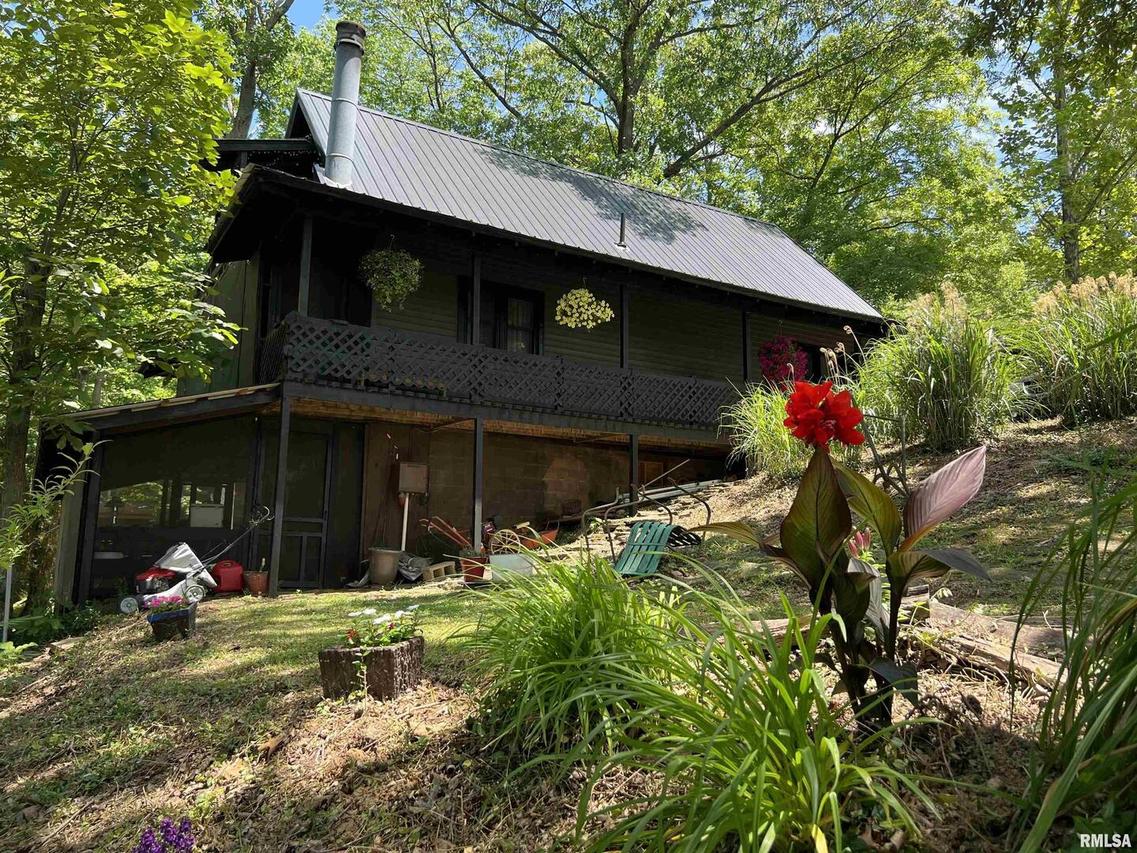 410 Wagon Creek Loop, Creal Springs, IL 62922