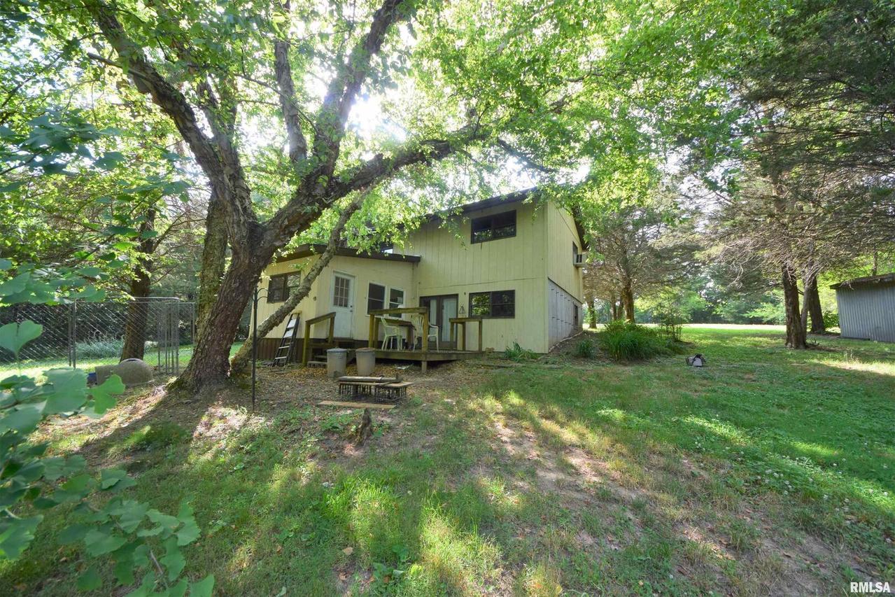 6831 Day Rd., Carbondale, IL 62902