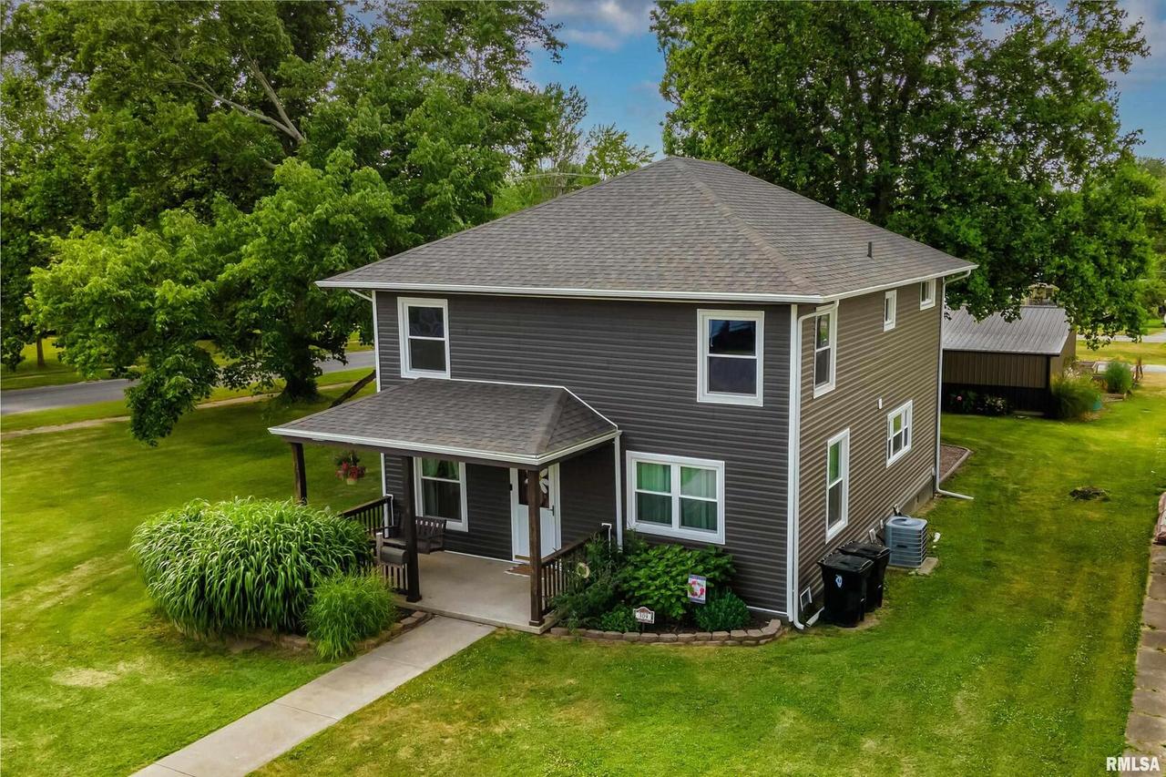309 S Pine St., Zeigler, IL 62999