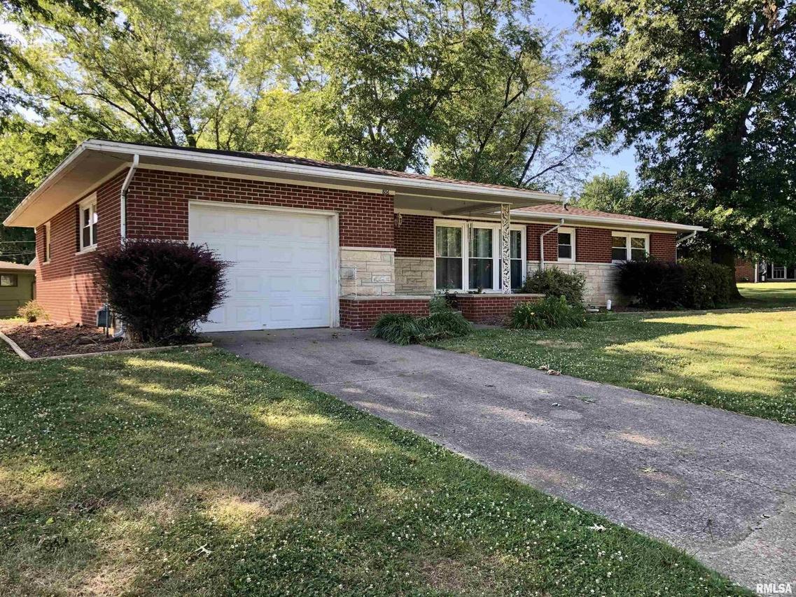 806 Dogwood St., Marion, IL 62959