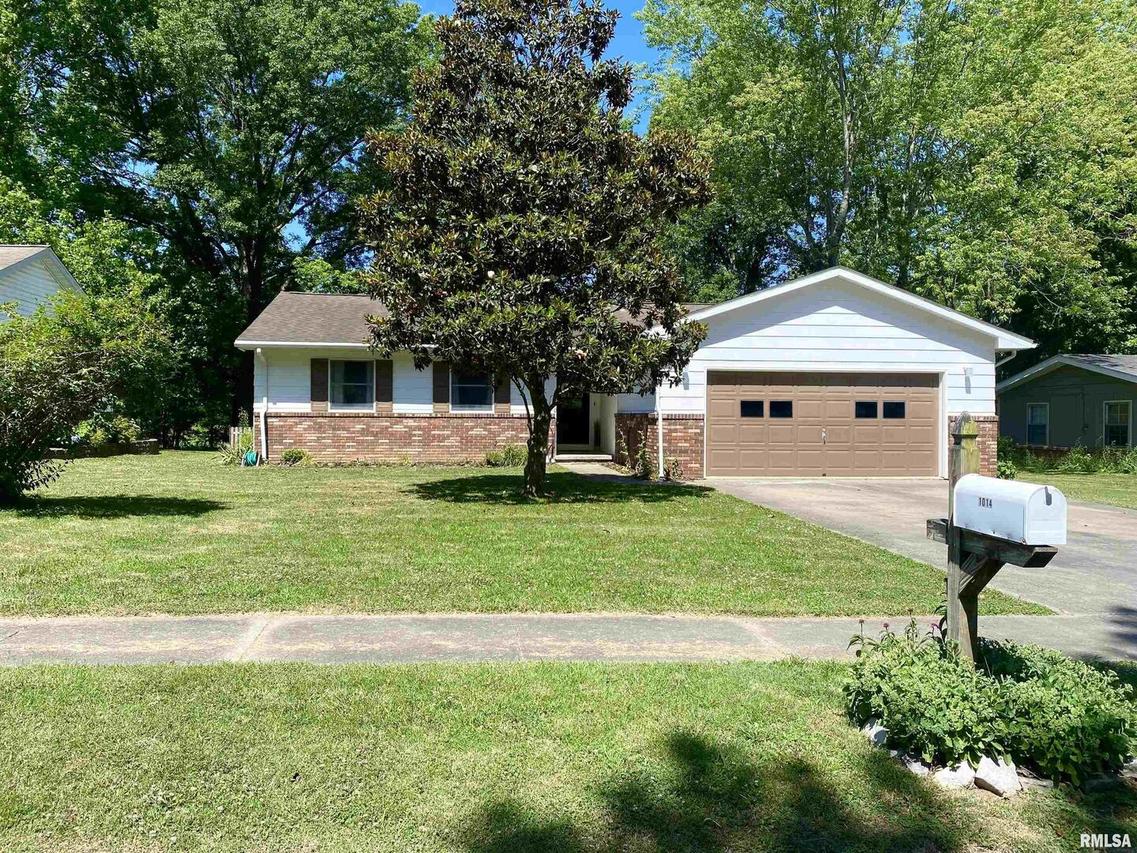 1014 S Emerald Ln., Carbondale, IL 62901