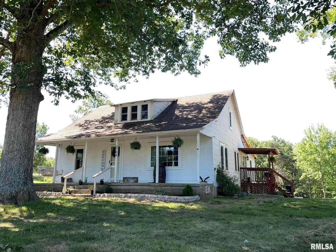5704 Marion Rd., Metropolis, IL 62960